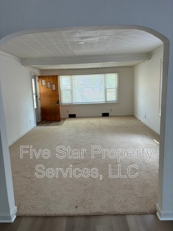 Building Photo - 925 N 15th St