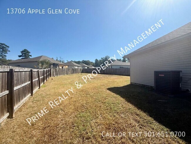Building Photo - 13706 Apple Glen Cove