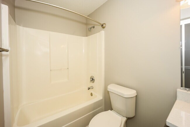 Building Photo - 5651 Eagles Feather Ln