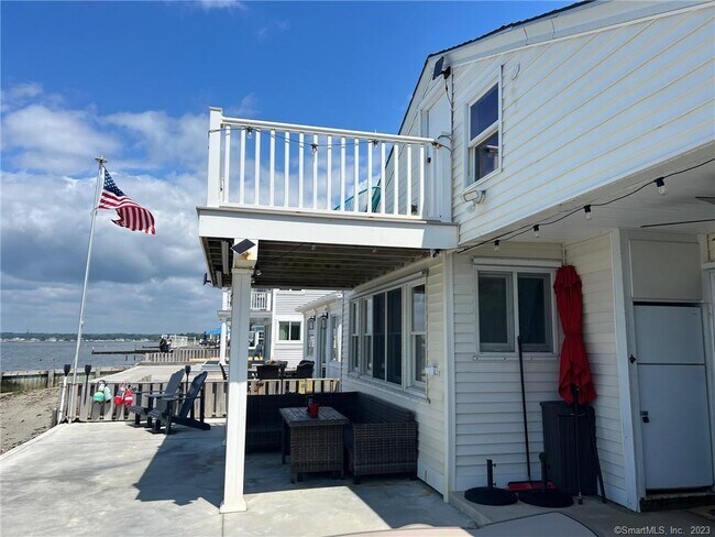 Building Photo - 145 Plum Bank Rd