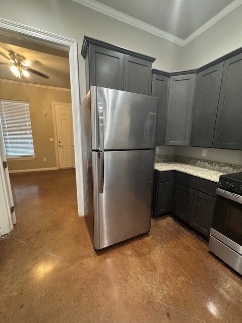 Building Photo - 305 W Second St