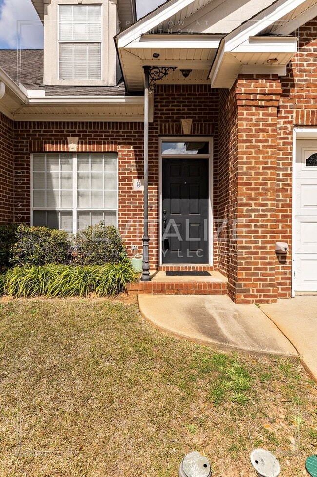 Building Photo - 3 Bed 2.5 Bath Townhome in West Mobile