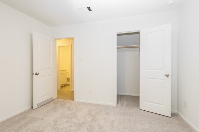 Building Photo - 10812 Bird Of Paradise Ln