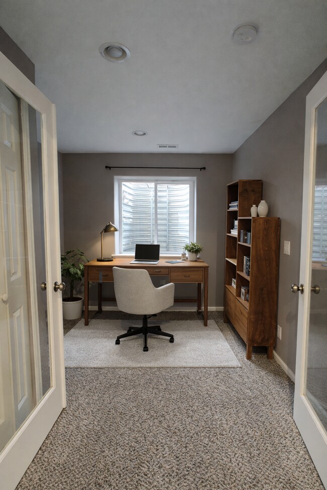 Building Photo - 4 Bedroom Updated Home in Fountain!