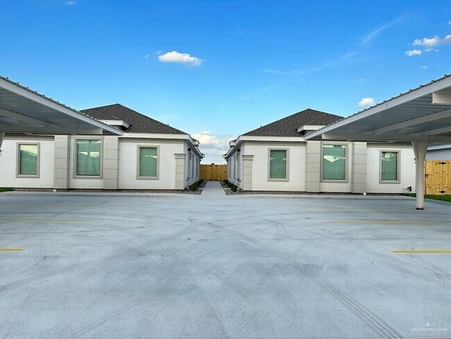 Primary Photo - 11 Yankton St