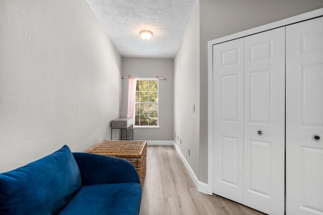 Building Photo - New Listing in Monticello at Mill Pond – S...