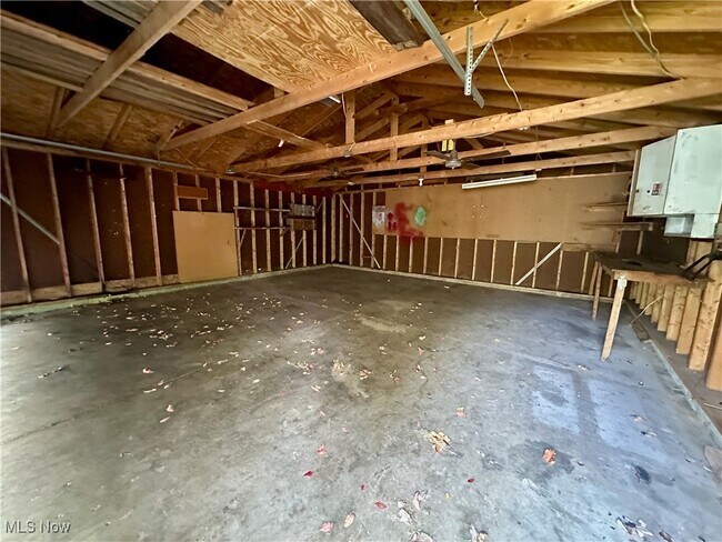 Building Photo - 1916 17th St SW