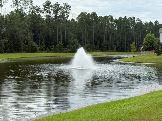 Building Photo - 48 Java Ln