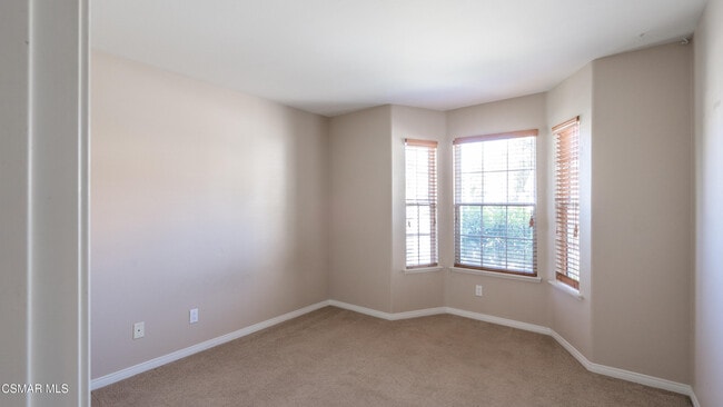 Building Photo - 2210 Rutland Pl