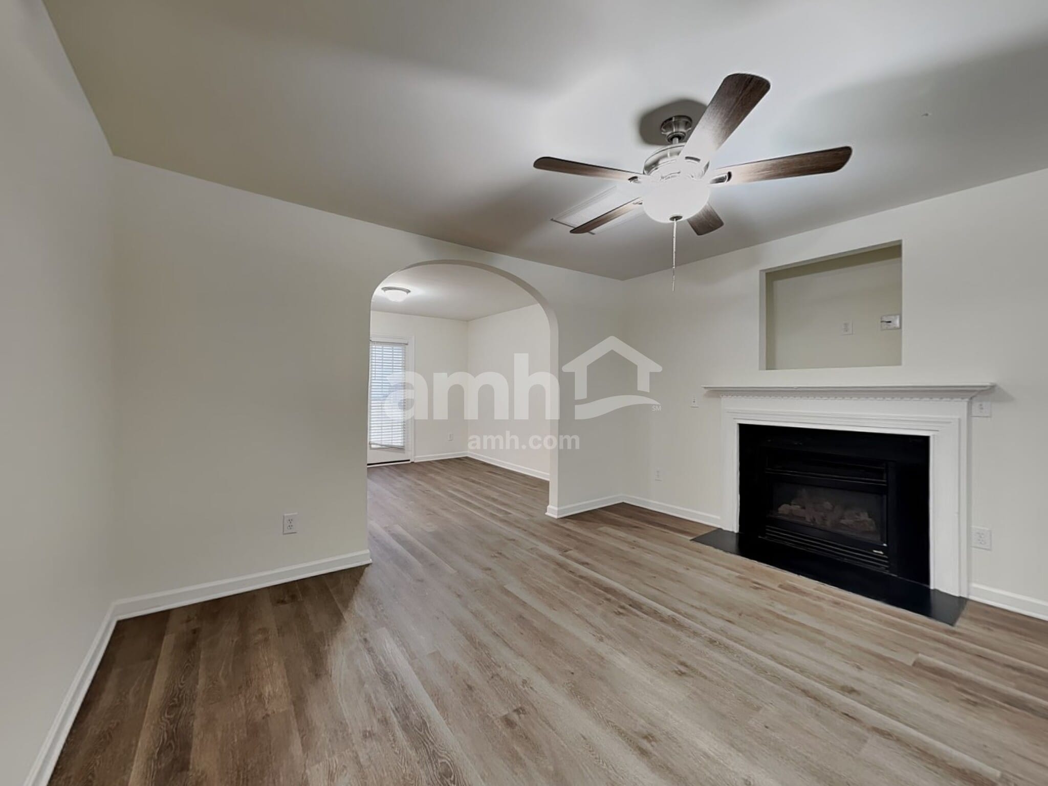 Building Photo - 185 Silver Creek Trail