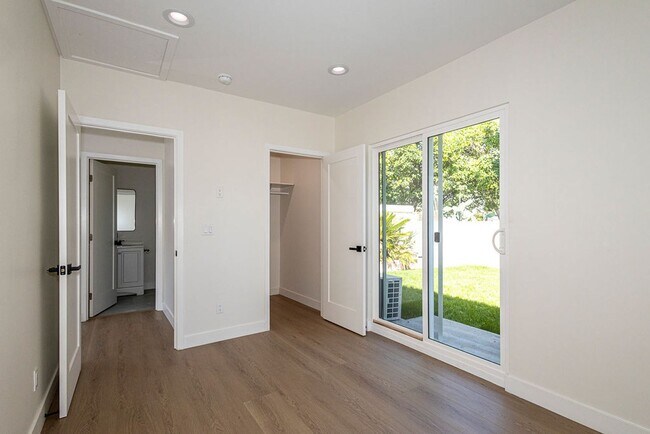 Building Photo - Keystone