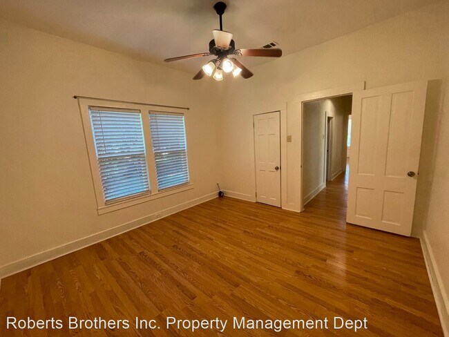 Building Photo - 2 br, 1 bath House - 207 NW 1st Street