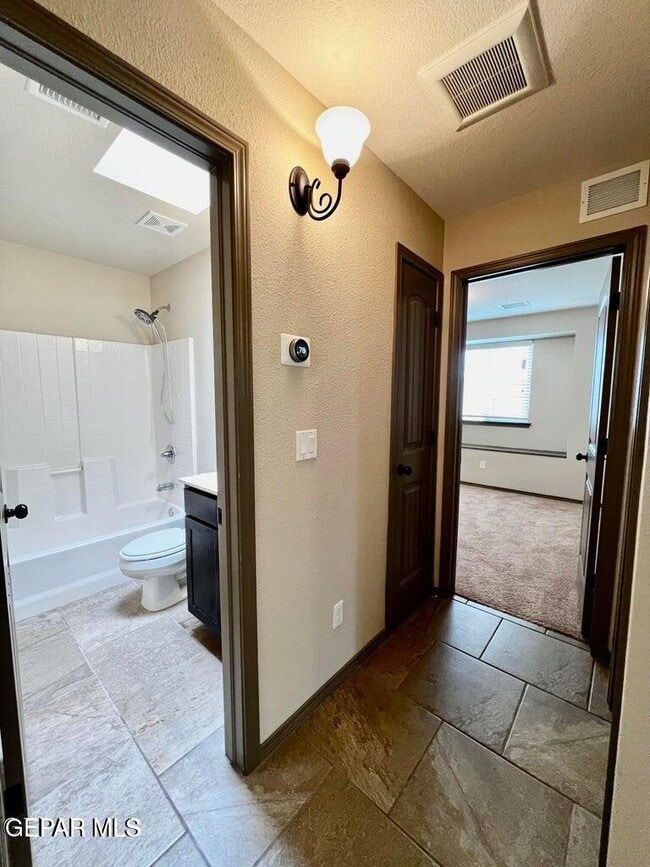 Building Photo - 12777 Tre Maximiliano Ave