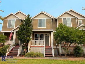 Building Photo - Bright 2-Bed, 2.5-Bath Beaverton Townhouse with Attached Garage & AC