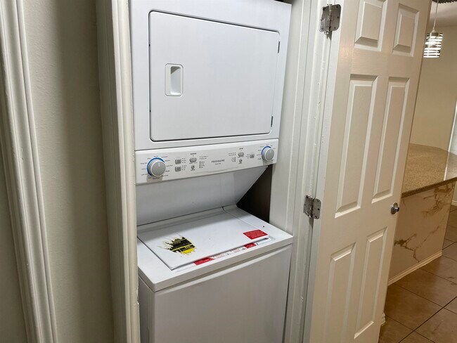 Building Photo - 5402 Marcella Ave