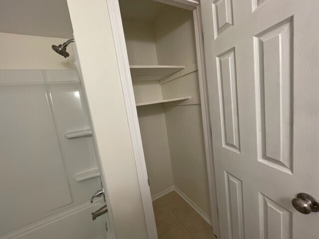 Building Photo - 3318 Wood Valley Ct