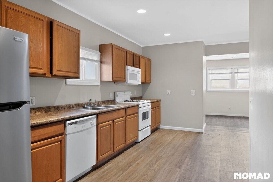 Building Photo - 54 Dawson Ave