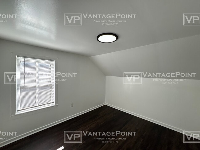 Building Photo - 513 E Quincy St