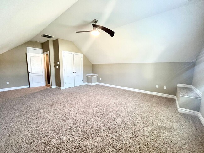 Building Photo - 150 Travis Blvd