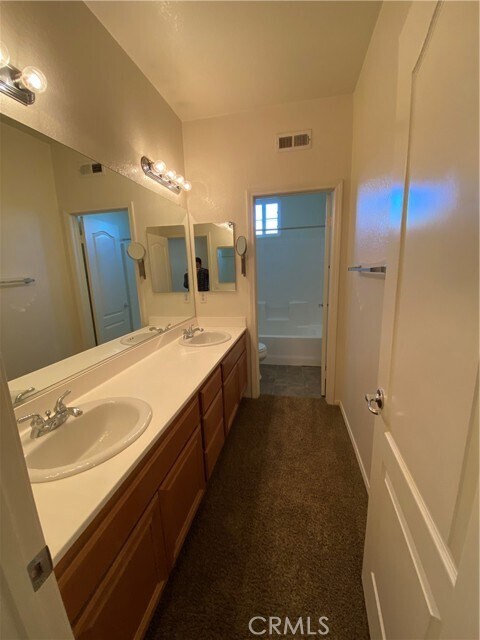 Building Photo - 5505 Sunset Ridge Dr