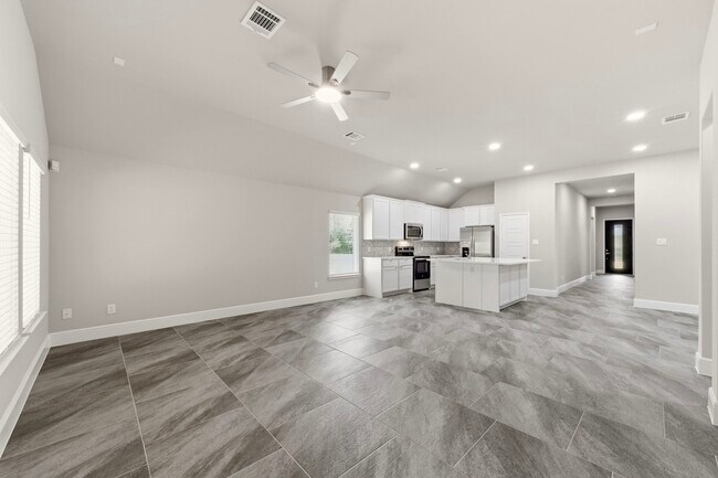 Building Photo - 23620 Youpon Ln