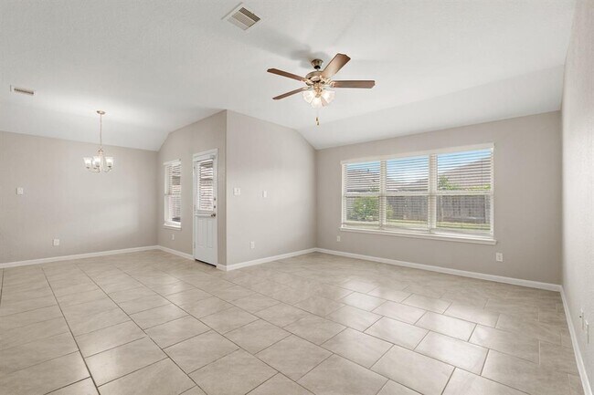 Building Photo - 18314 Pelham Holw Trl