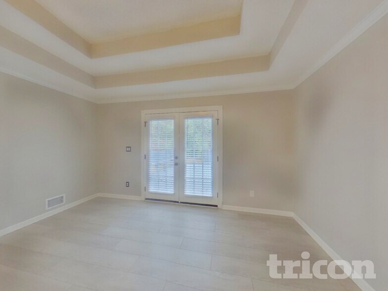 Building Photo - 222 Sawgrass Way