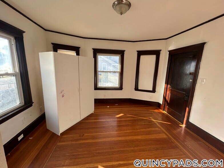 Building Photo - 36 Summer St