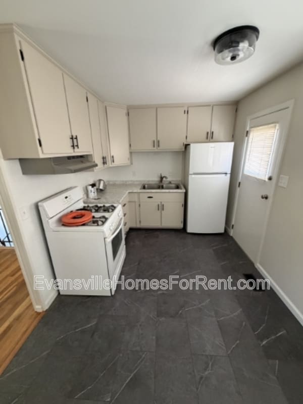 Building Photo - 1309 Alvord Ln