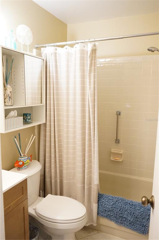 Building Photo - 2102 Hereford Dr