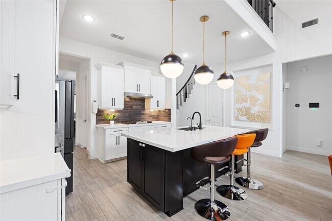 Building Photo - 5006 Bent Tree Dr