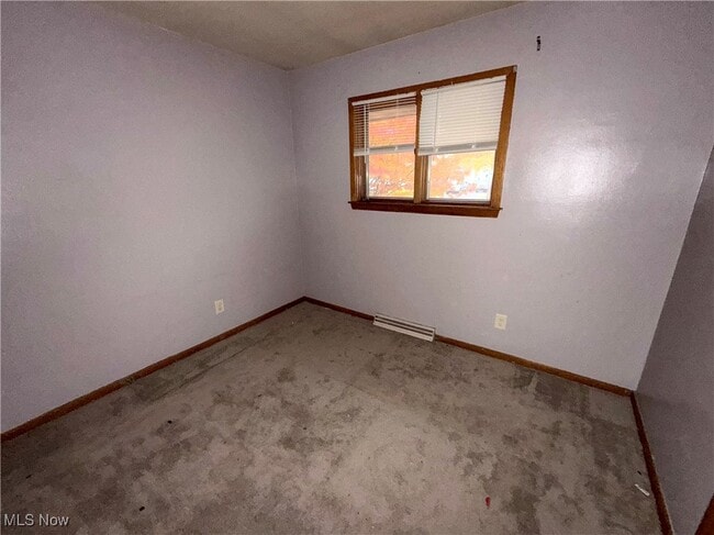 Building Photo - 3380 Sunnybrooke Dr