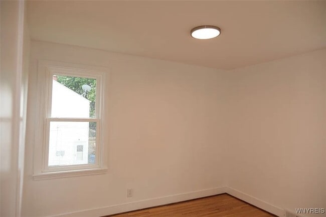 Building Photo - 28 Campbell Ave