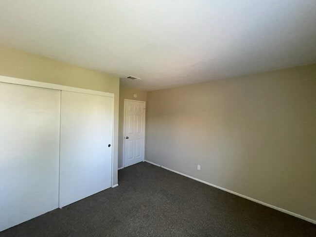 Building Photo - 41234 Almond Ave
