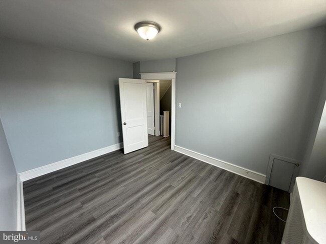 Building Photo - 4018 Chippendale Ave