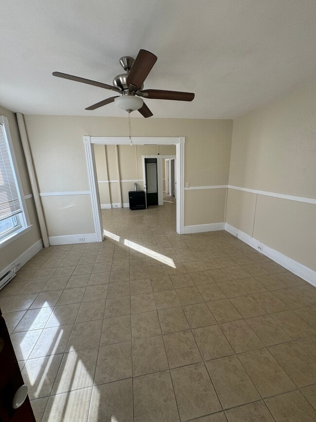 Building Photo - 60 Merrick St