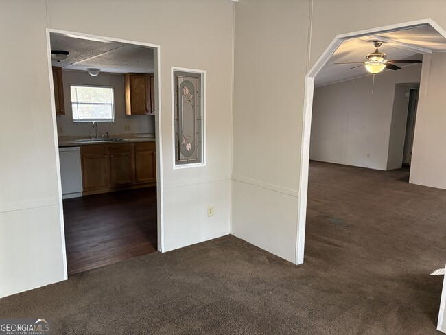 Building Photo - 877 Gadwall Court