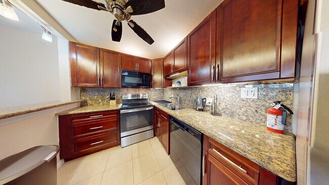 Building Photo - 1 BR 1.5  BEACH-THEMED ABODE- Century Vill...