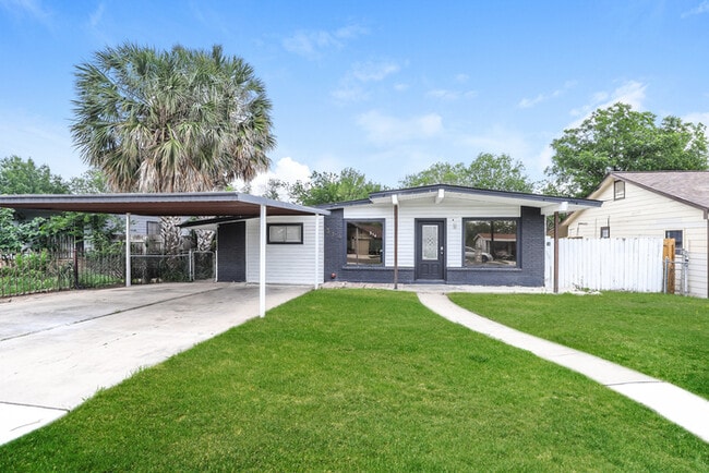Building Photo - 314 Surrels Ave