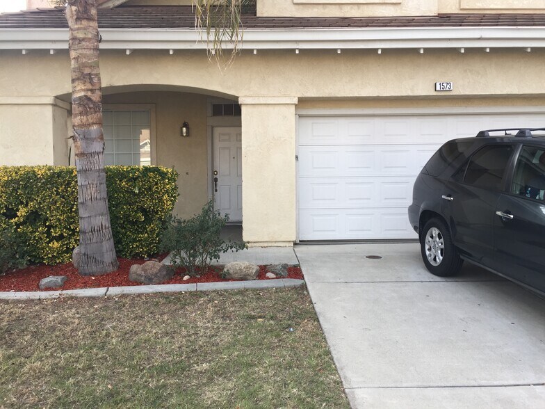 Building Photo - 1573 Shadowood Ct