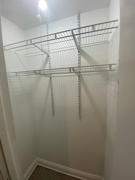 bedroom closet - 2726 W Wellington Ave