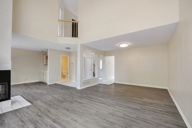 Building Photo - 2234 Seaver Ln