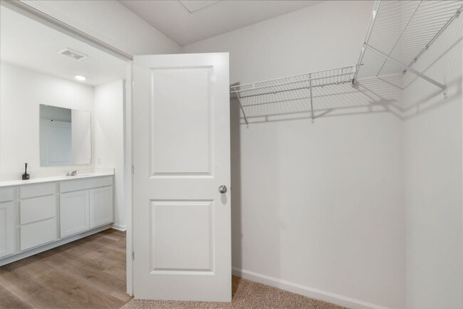 Building Photo - 1399 Grand Tetons Dr