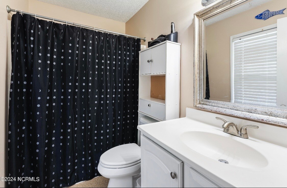 Building Photo - 4905 Pompano Ct