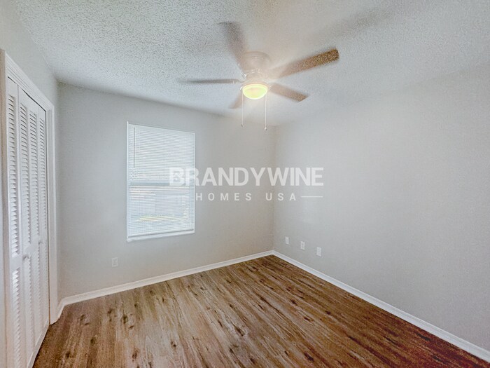 Building Photo - 10322 Big Feather Trail
