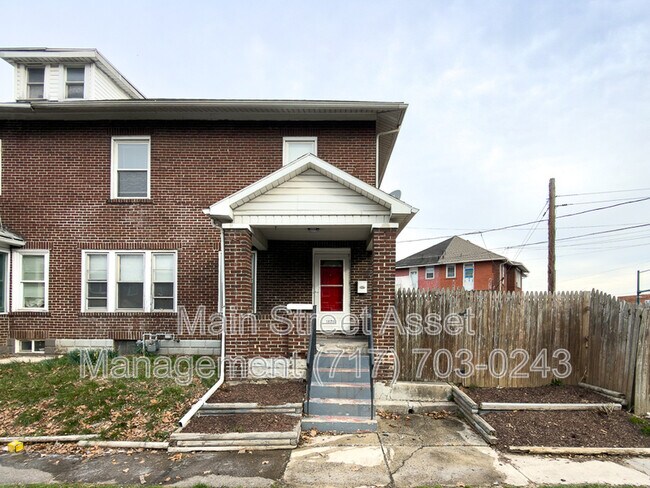 Building Photo - 1620 Randolph St