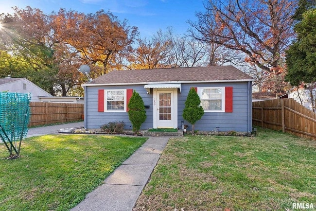 Building Photo - 1025 38th St