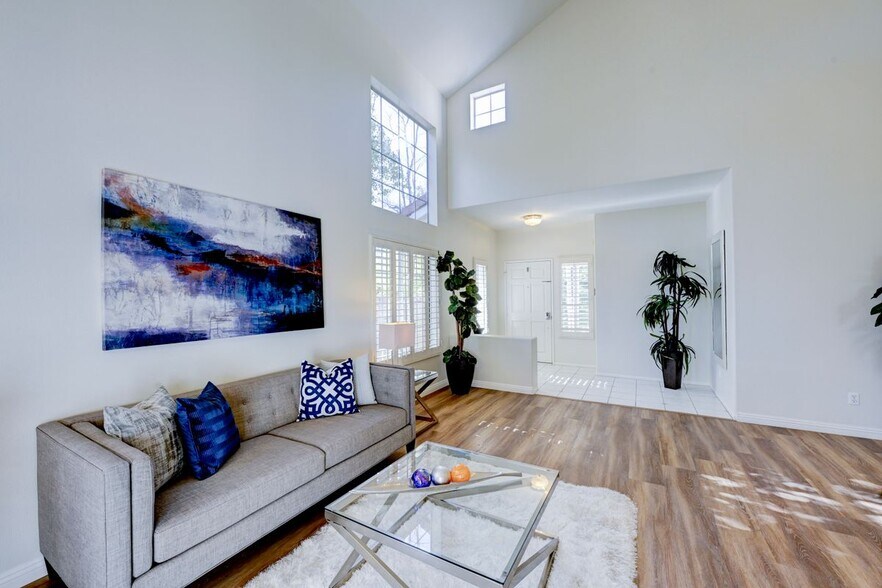 Building Photo - 20340 Channing Ln