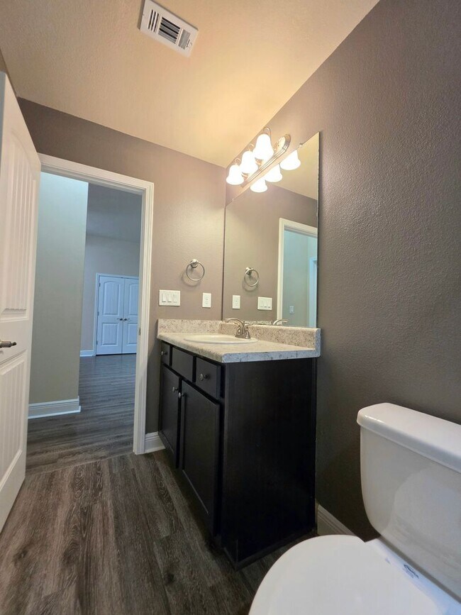 Building Photo - 14645 Birkdale Dr