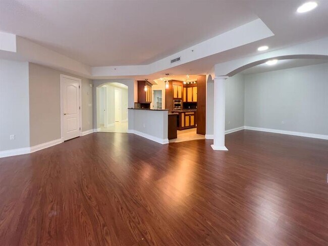 Building Photo - 4241 N Ocean Blvd